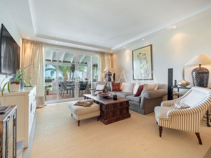 Strandnahe Duplex-Penthousewohnung im Jardín Andaluz in Marina Puente Romano