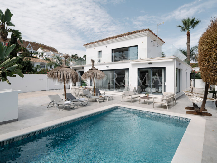 Villa au style moderne et élégant à Nueva Andalucía