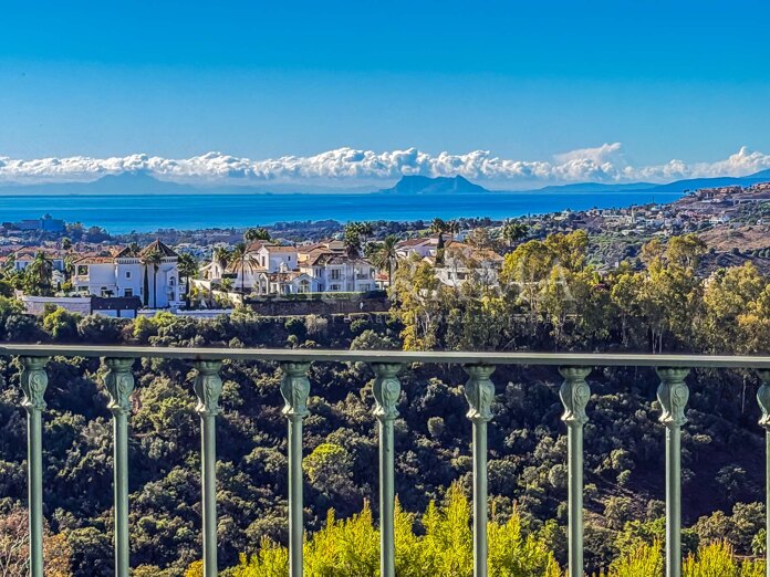 Penthouse élégant avec vue panoramique sur la mer à El Nido de Monte Halcones