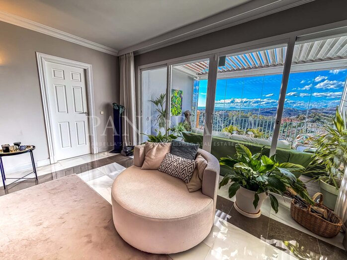 Penthouse élégant avec vue panoramique sur la mer à El Nido de Monte Halcones