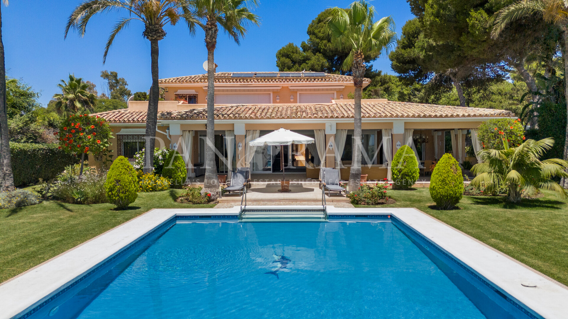 Villa Serena a beautiful beachfront estate with matured gardens in Estepona