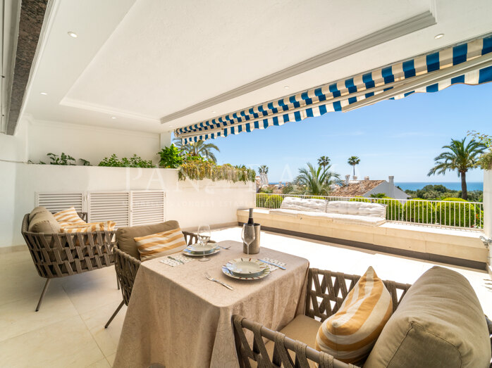Schicke Wohnung in Rio Real mit herrlichem Meerblick