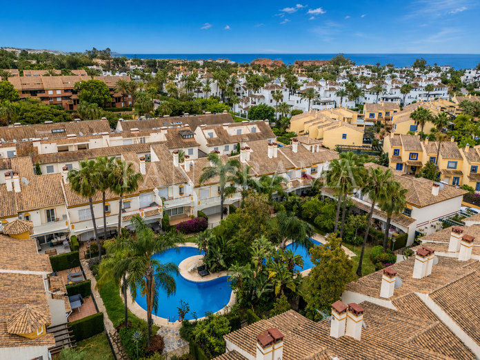 Oportunidad de inversión en El Lago cerca de la playa y Puerto Banús