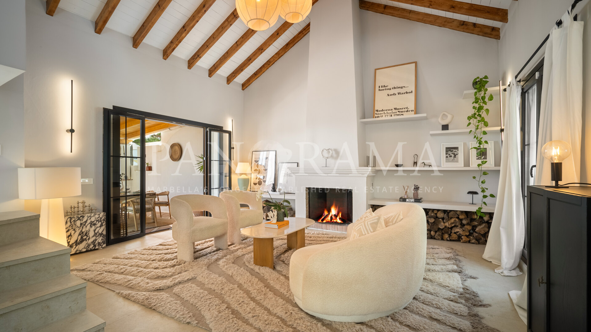 Charming townhouse with sea views in Marbella Hill Club