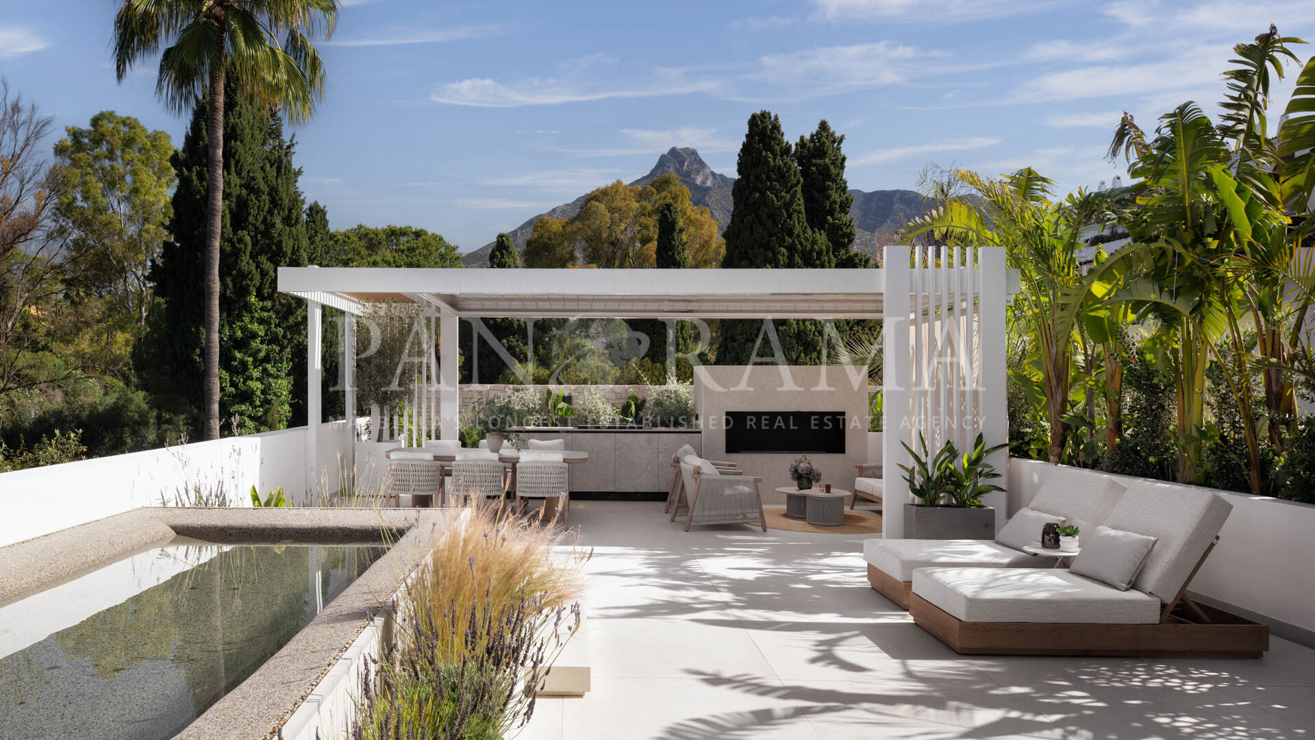 Beautifully renovated contemporary duplex penthouse with rooftop terrace in Kings Hills