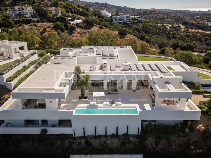 Altos 531 - Una villa contemporánea en Altos de Los Monteros