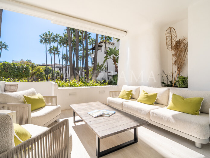 Exceptional modern luxury ground-floor beachside apartment in Marina Puente Romano