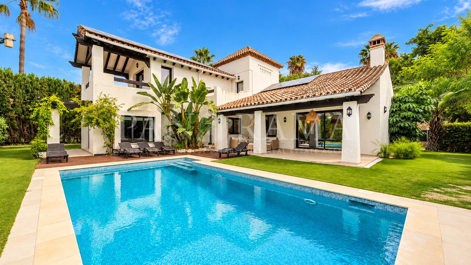 Charming Mediterranean-Style Villa in El Campanario