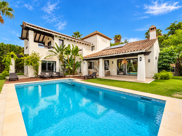 Charming Mediterranean-Style Villa in El Campanario