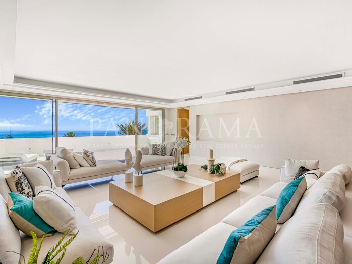 Uitstekend modern appartement aan het strand in Puerto Banús