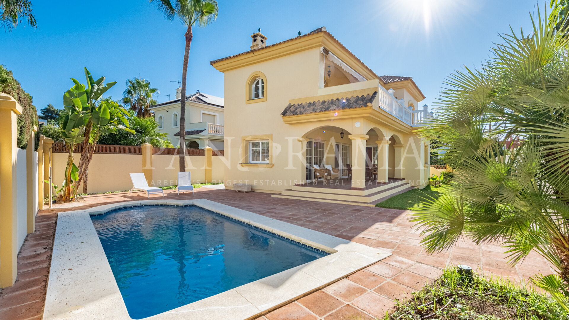 Villa pour location à long terme dans Costabella, Marbella Est