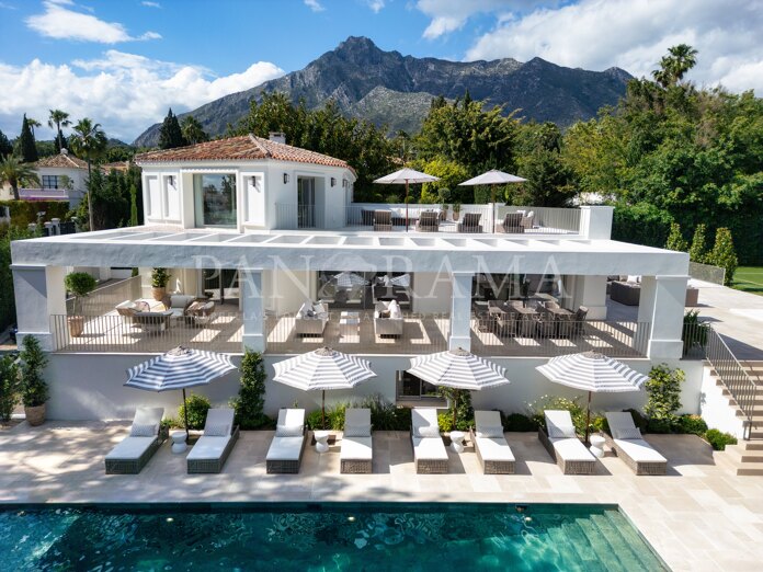 Nieuwe villa met privé gras-tennisbaan in Nagüeles aan de Golden Mile
