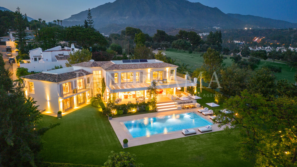Prachtige villa in een prestigieuze beveiligde residentie in het hart van de Golfvallei