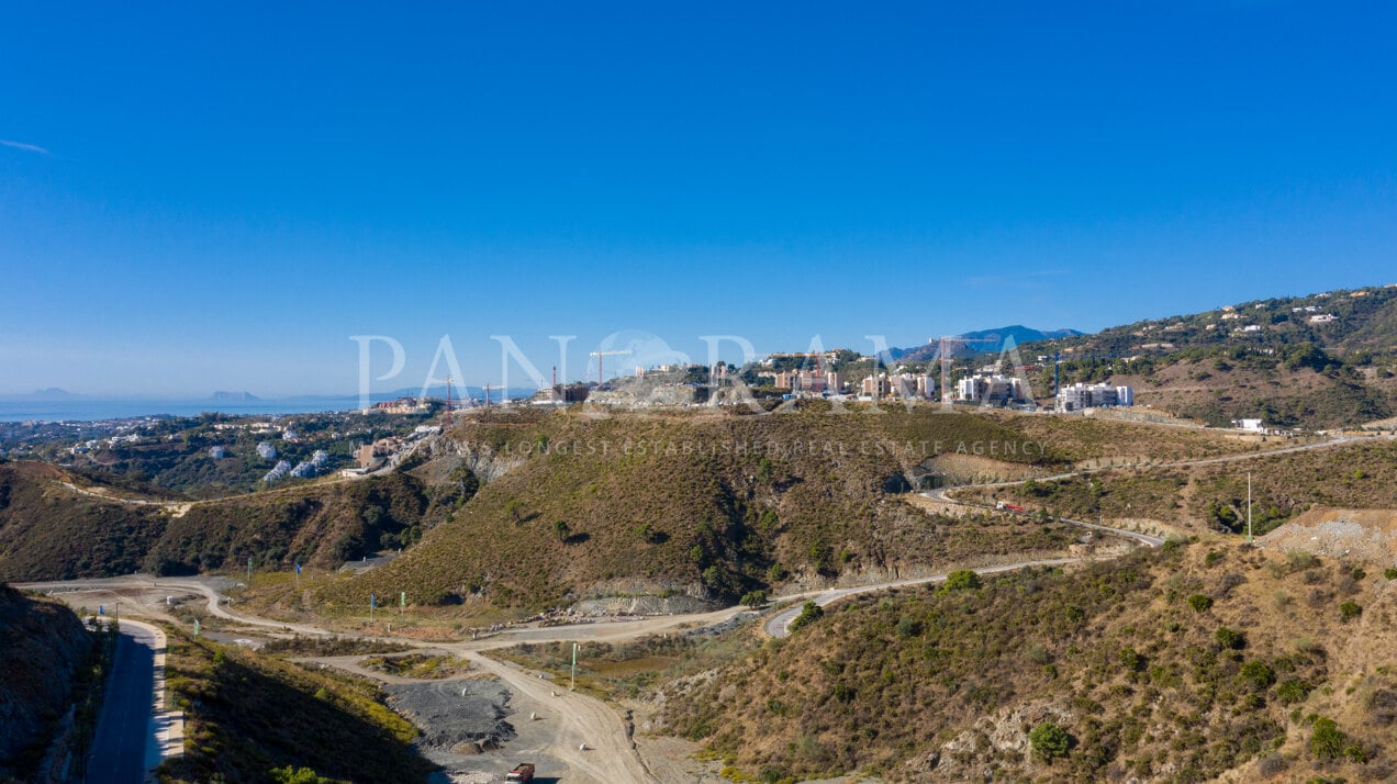 Terrains avec vue panoramique à La Quinta dans une communauté fermée