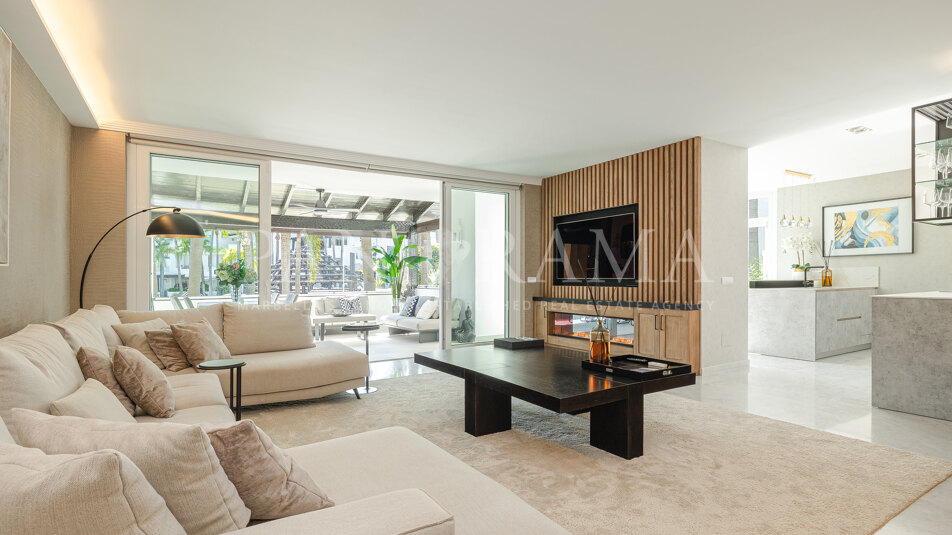 Exklusive Strandwohnung in den Japanese Gardens von Marina Puente Romano