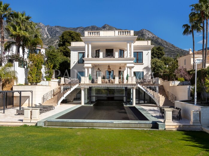 Villa Milas, eine beeindruckende Immobilie in Sierra Blanca, einer der exklusivsten Gegenden der Marbella Golden Mile