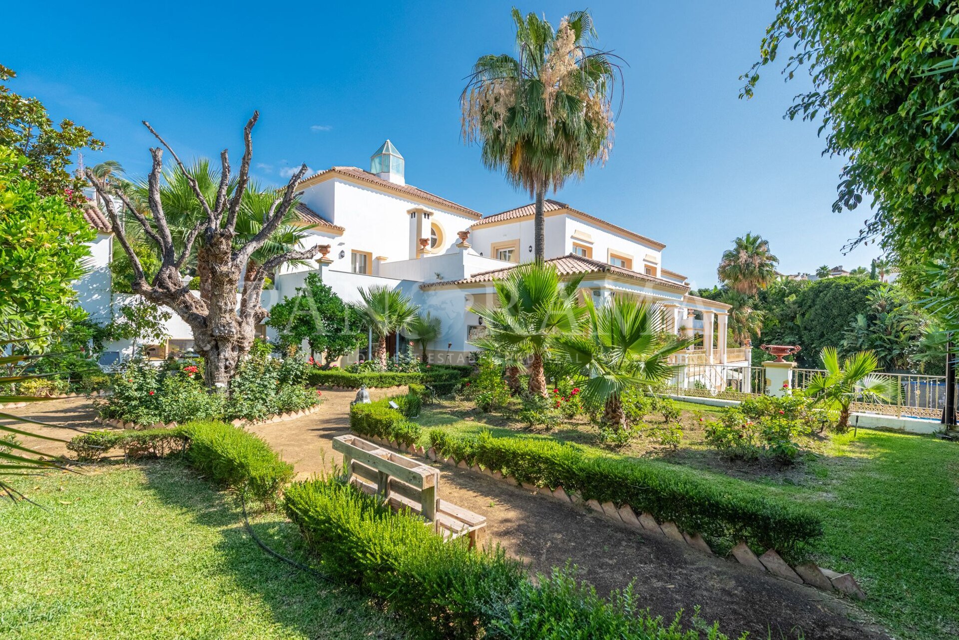 Elegant familiehuis in El Paraiso Alto