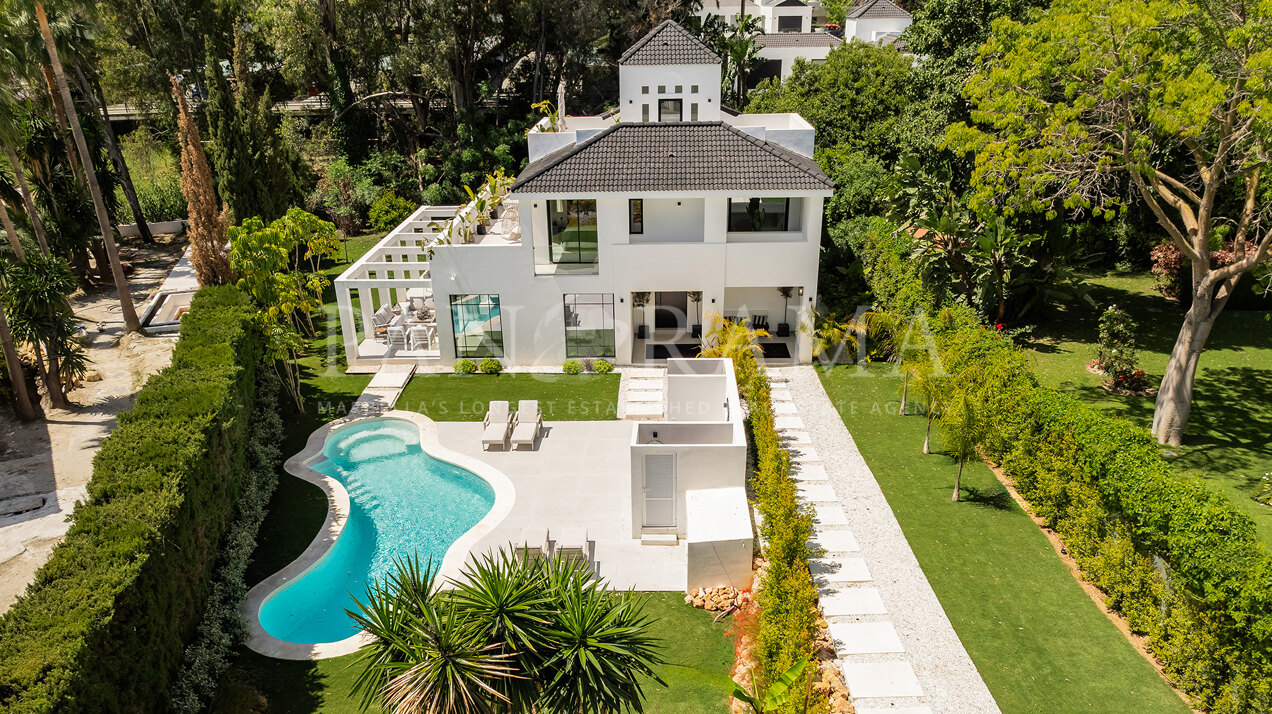 Moderna villa en Las Brisas en El Valle del Golf