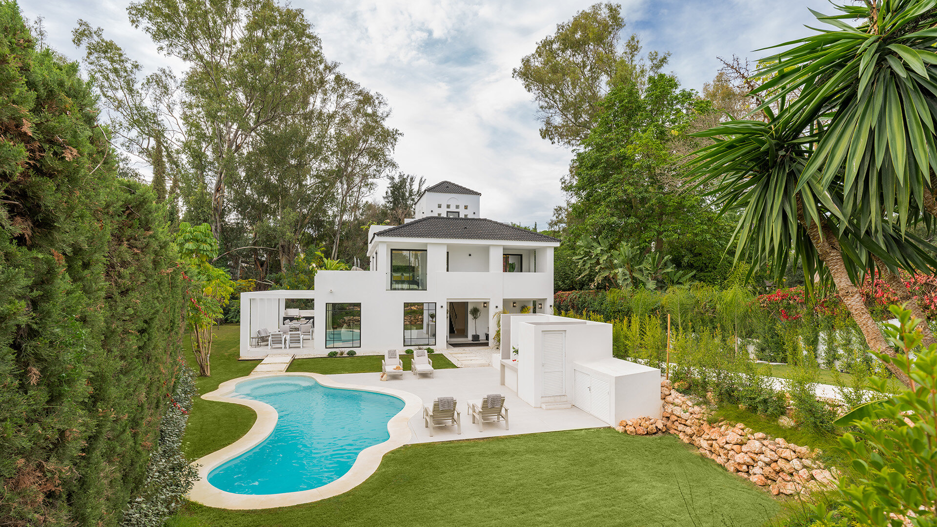 Moderna villa en Las Brisas en El Valle del Golf