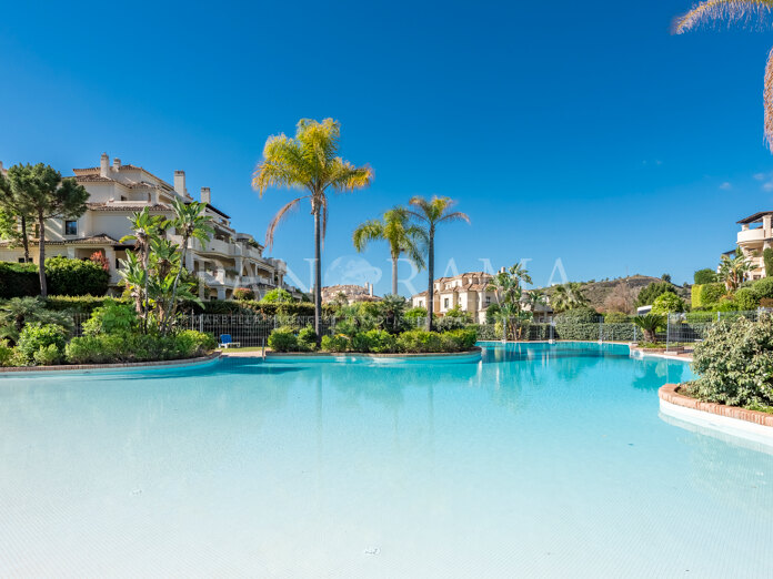 Front line golf duplex penthouse apartment in Capanes del Golf