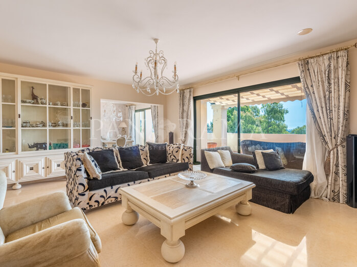 Frontlinie golf duplex penthouse appartement in Capanes del Golf