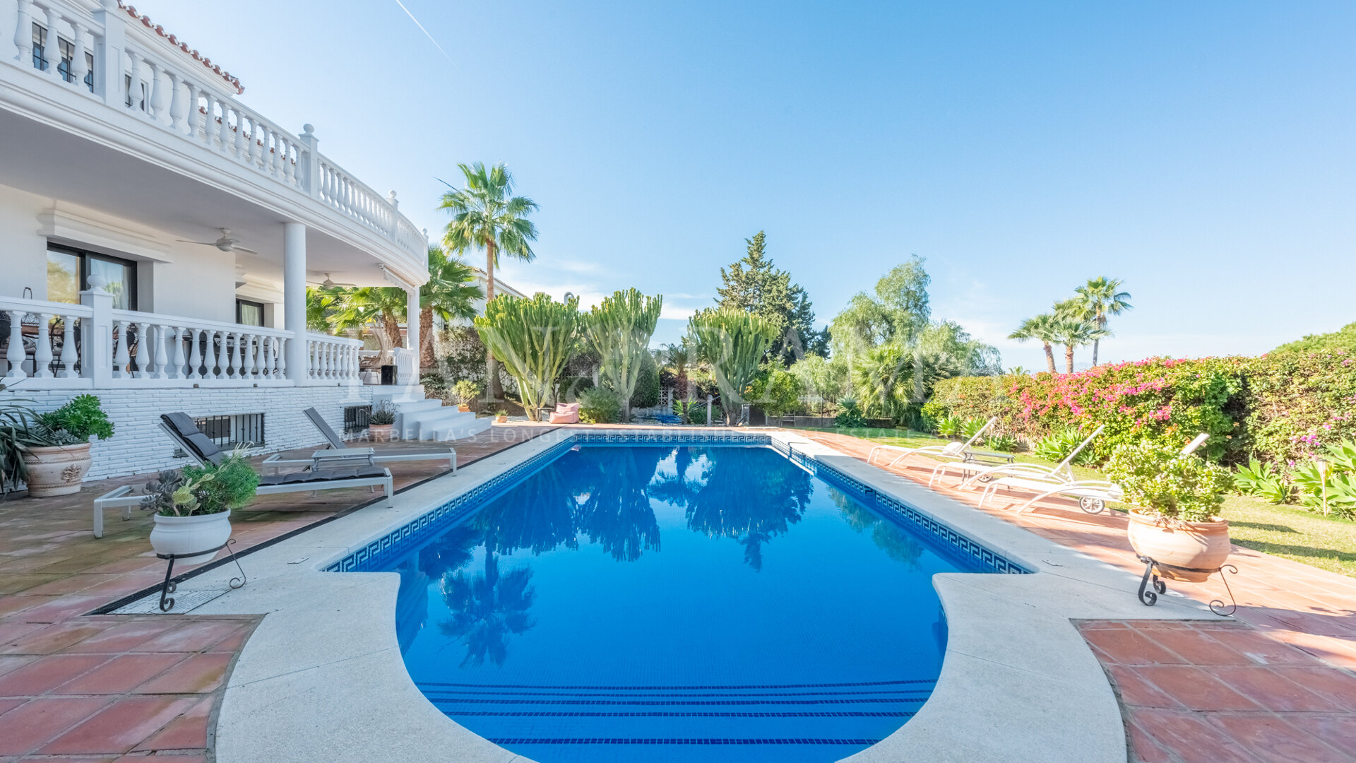 Villa pour location à court terme dans El Rosario, Marbella Est