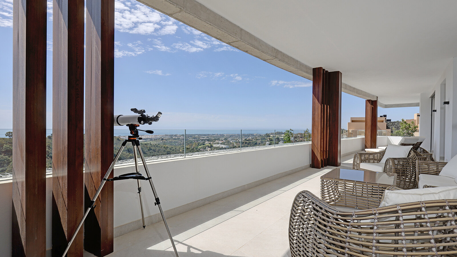 Apartamento con vistas panorámicas al mar en Real de La Quinta, Benahavís