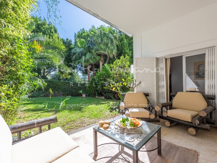 Spacious front line golf townhouse in Terrazas de La Quinta