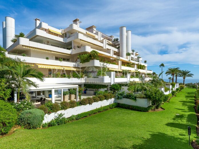 Stunning and large apartment in Terrazas de las Lomas on the Golden Mile