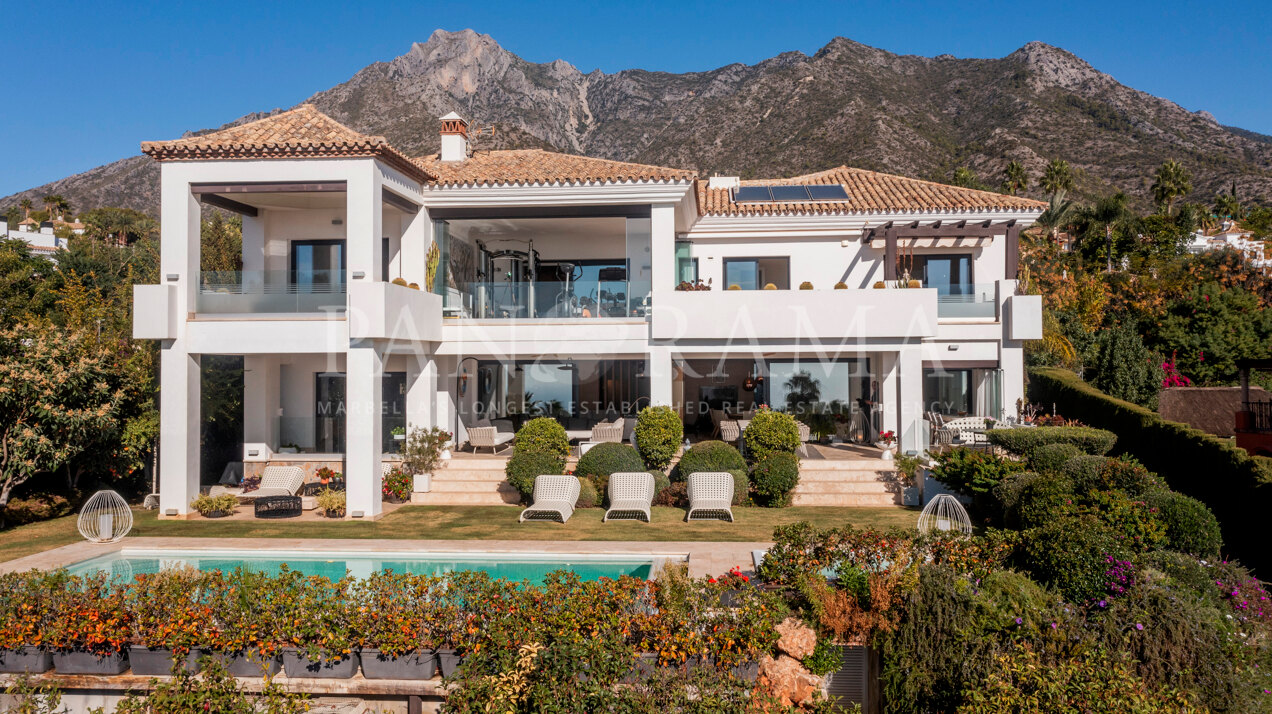 Villa con vistas abiertas al mar en Sierra Blanca