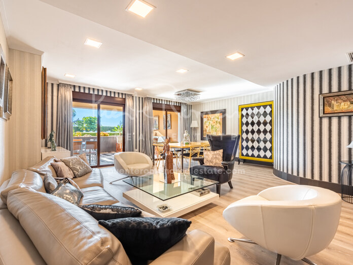 Luxury ground floor apartment in La Quinta del Virrey, Golden Mile
