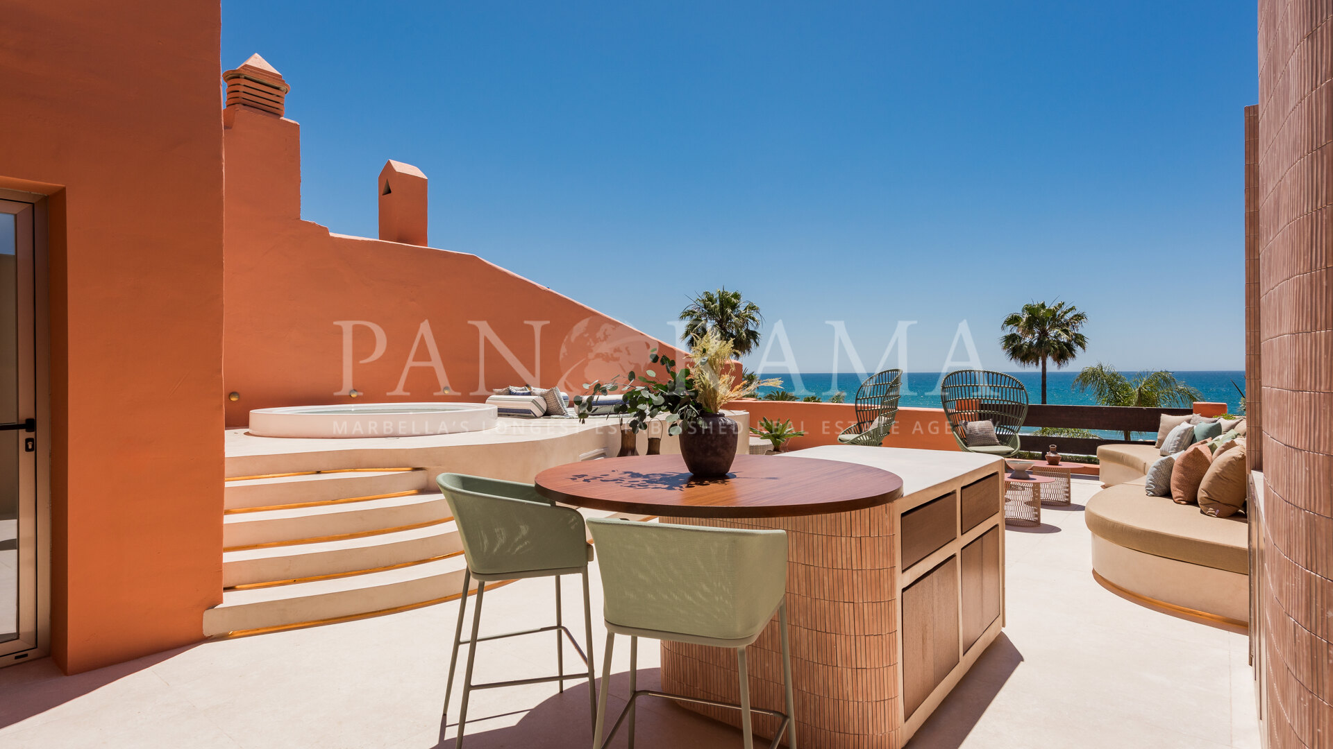 Strandnahes, komplett renoviertes Duplex-Penthouse in Los Monteros