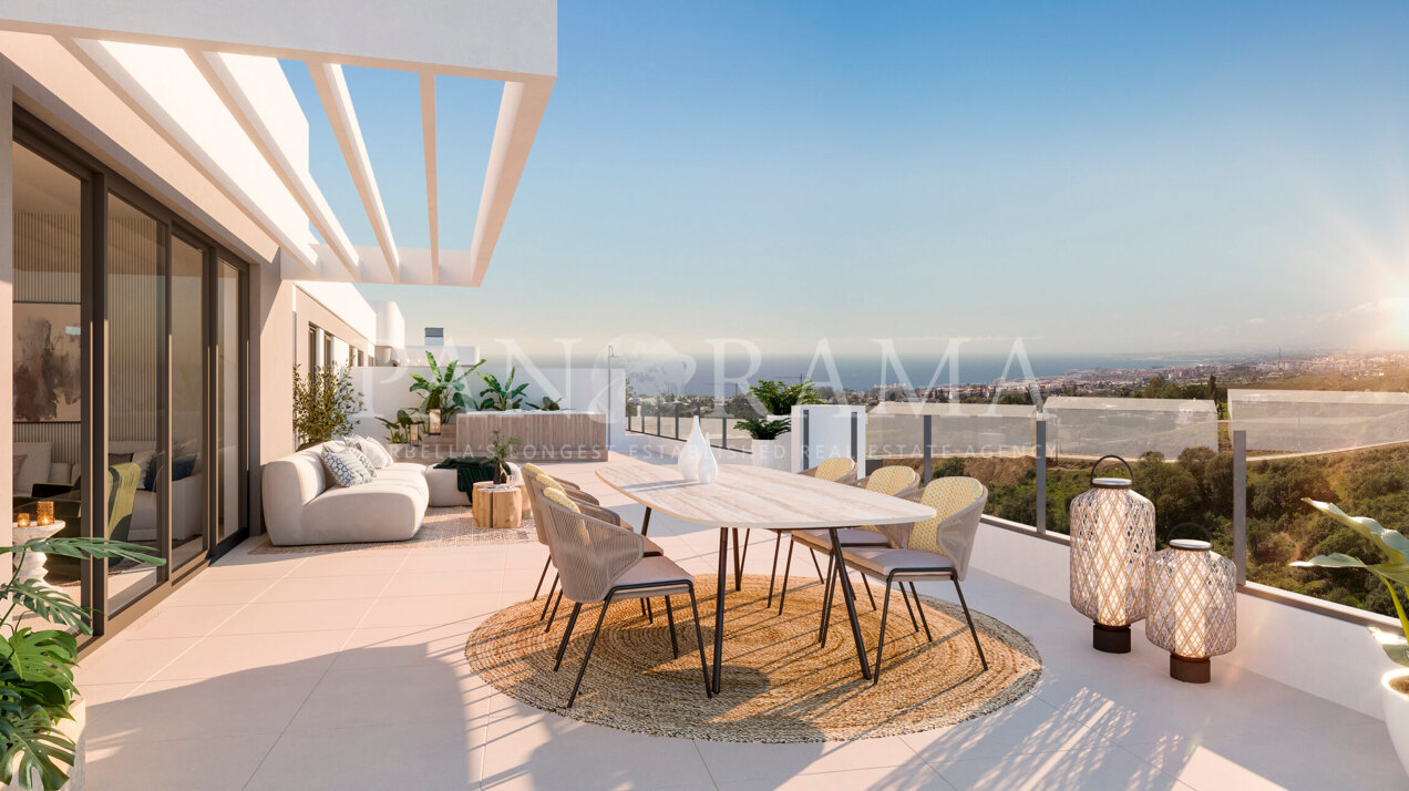 Wohnung mit großer Terrasse und Meerblick in Los Altos de los Monteros