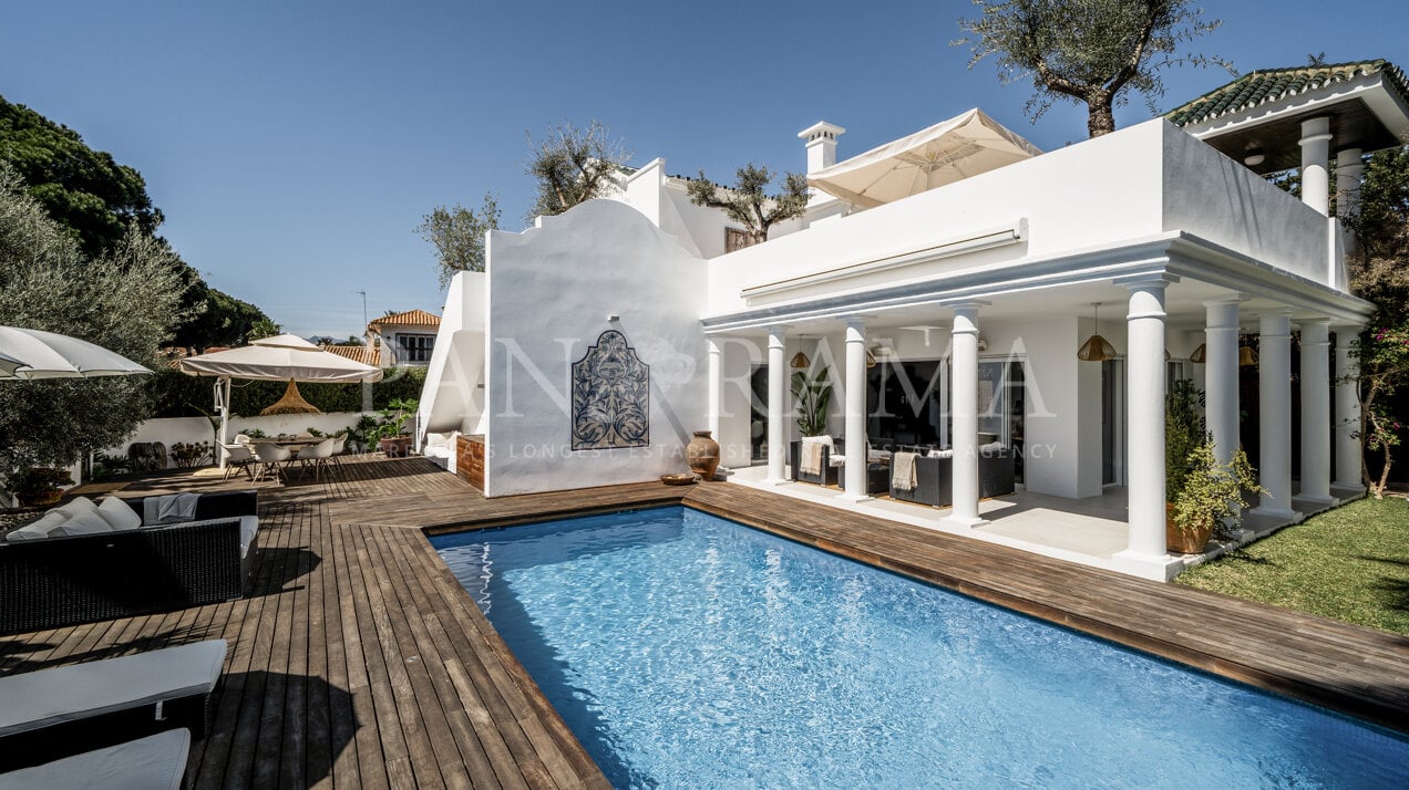 Charming beach side villa situated just few metres from the Artola dunes