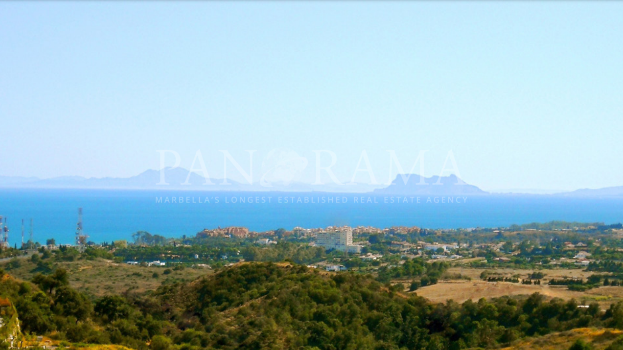 Parcela con impresionantes vistas al mar