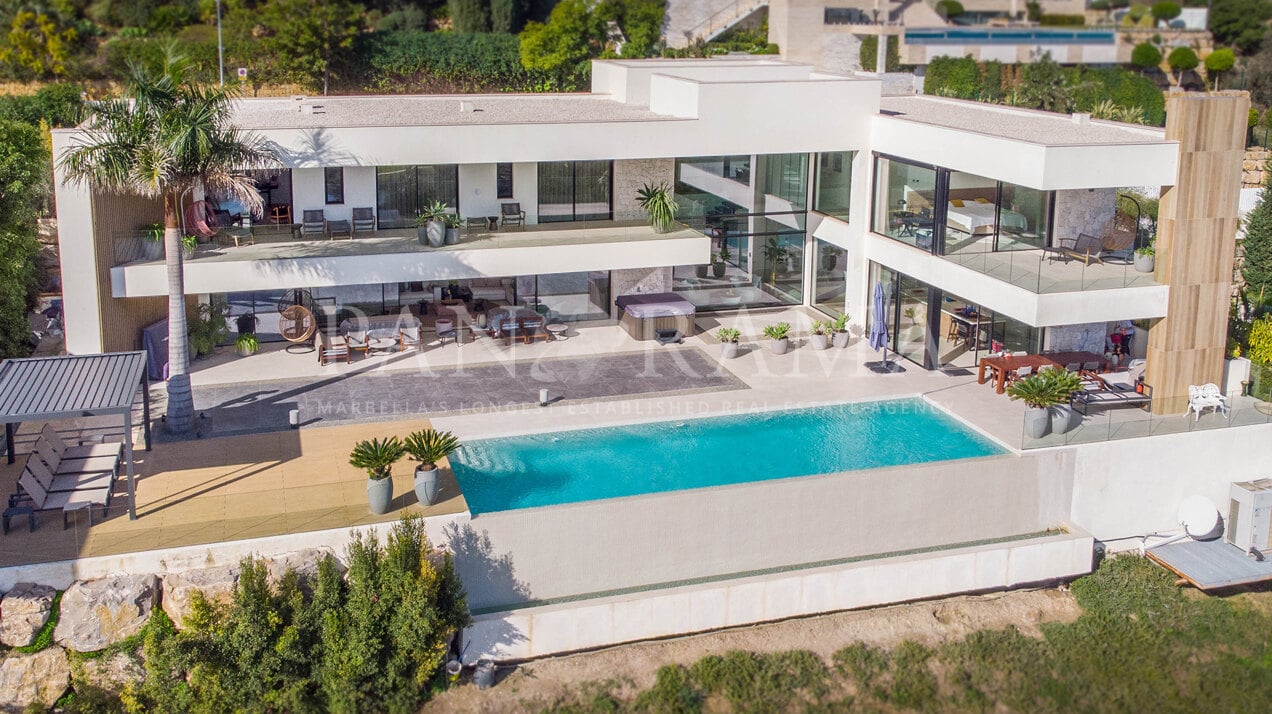 Villa in La Alquería met adembenemend panoramisch uitzicht