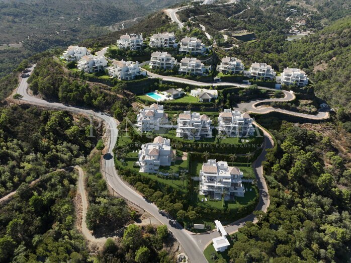Appartement à Marbella Club Hills avec vue sur la mer et la montagne