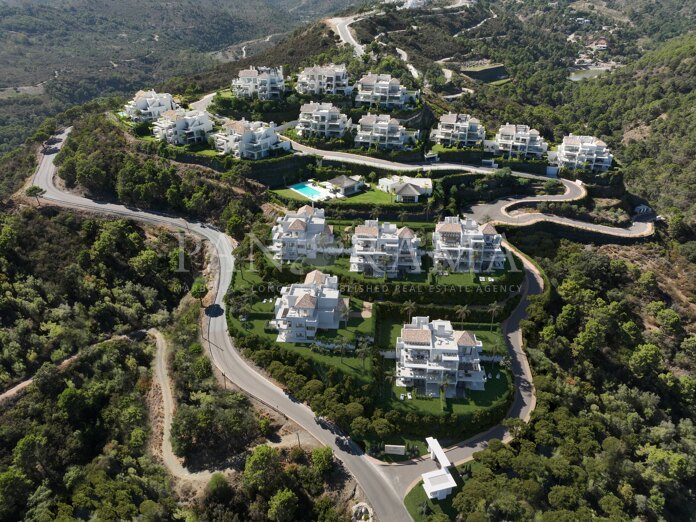 Appartement à Marbella Club Hills avec vue sur la mer et les montagnes