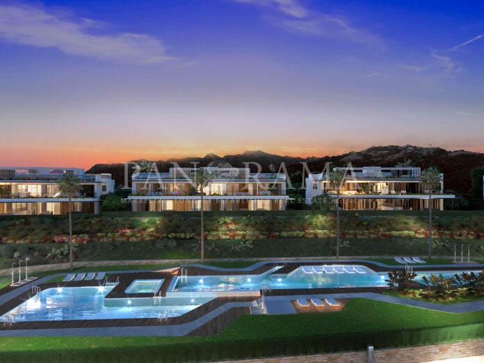 Appartement au rez-de-chaussée d'un nouveau projet exclusif de golf en première ligne à Marbella Est