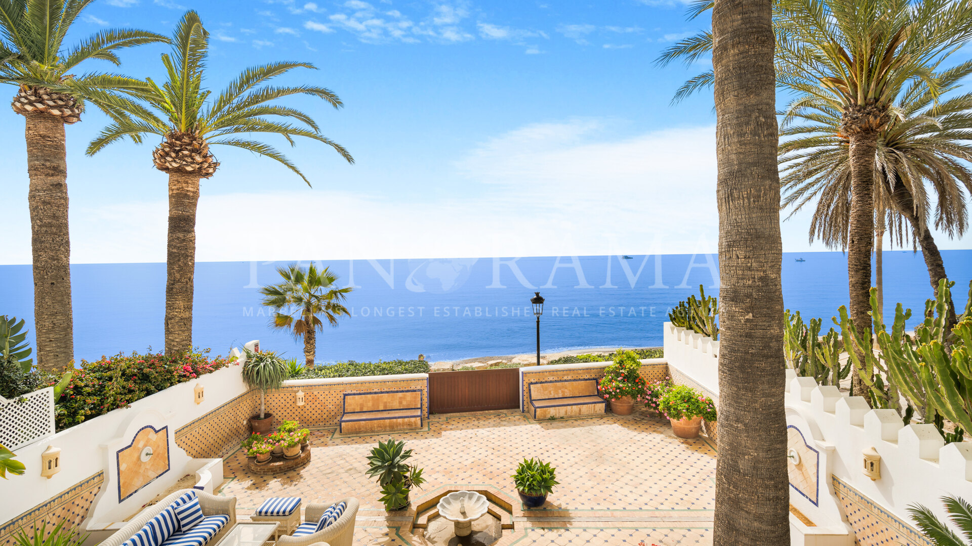 Exclusive beachfront villa walking distance to Puente Romano Resort and Puerto Banús