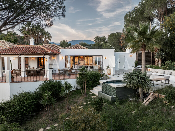 Einzigartige spanische Cortijo-Stil Villa mit atemberaubendem Blick in El Madroñal