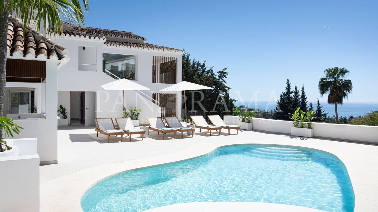 Fabulosa villa familiar con vistas al mar muy cerca de las mejores playas de Marbella este