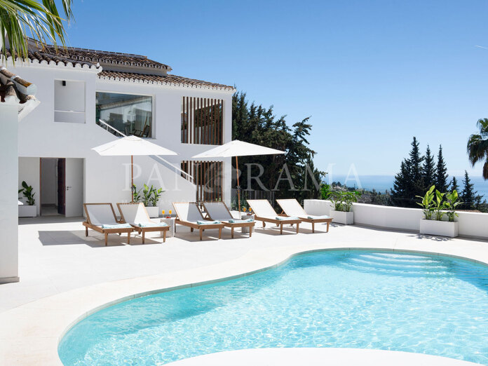 Fabuleuse villa familiale avec vue sur la mer très proche des meilleures plages de Marbella Est