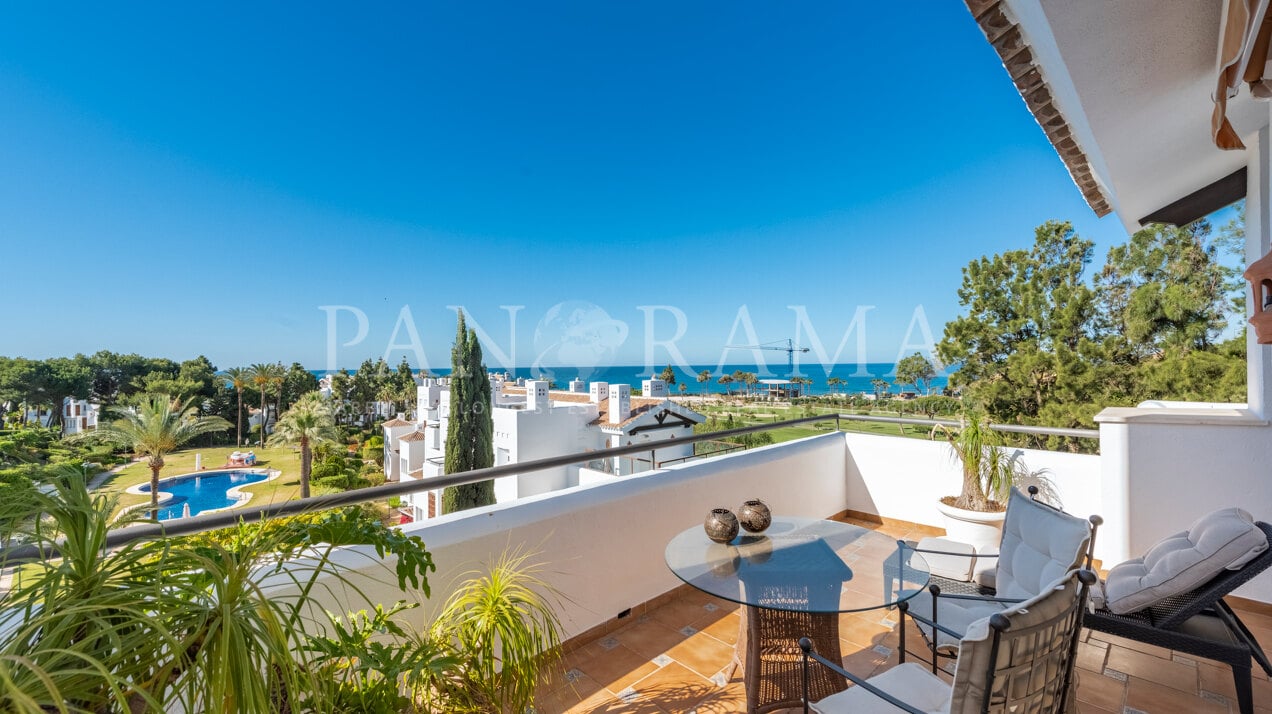 Fabuloso ático dúplex en Marbella con vistas al mar