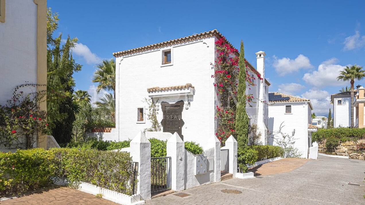 Preciosa villa elegante en La Resina Golf en Estepona Este