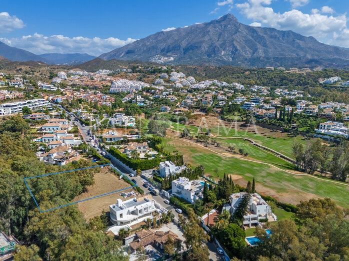 Increíble oportunidad de inversión, ideal parcela a poca distancia del Club de Golf Las Brisas