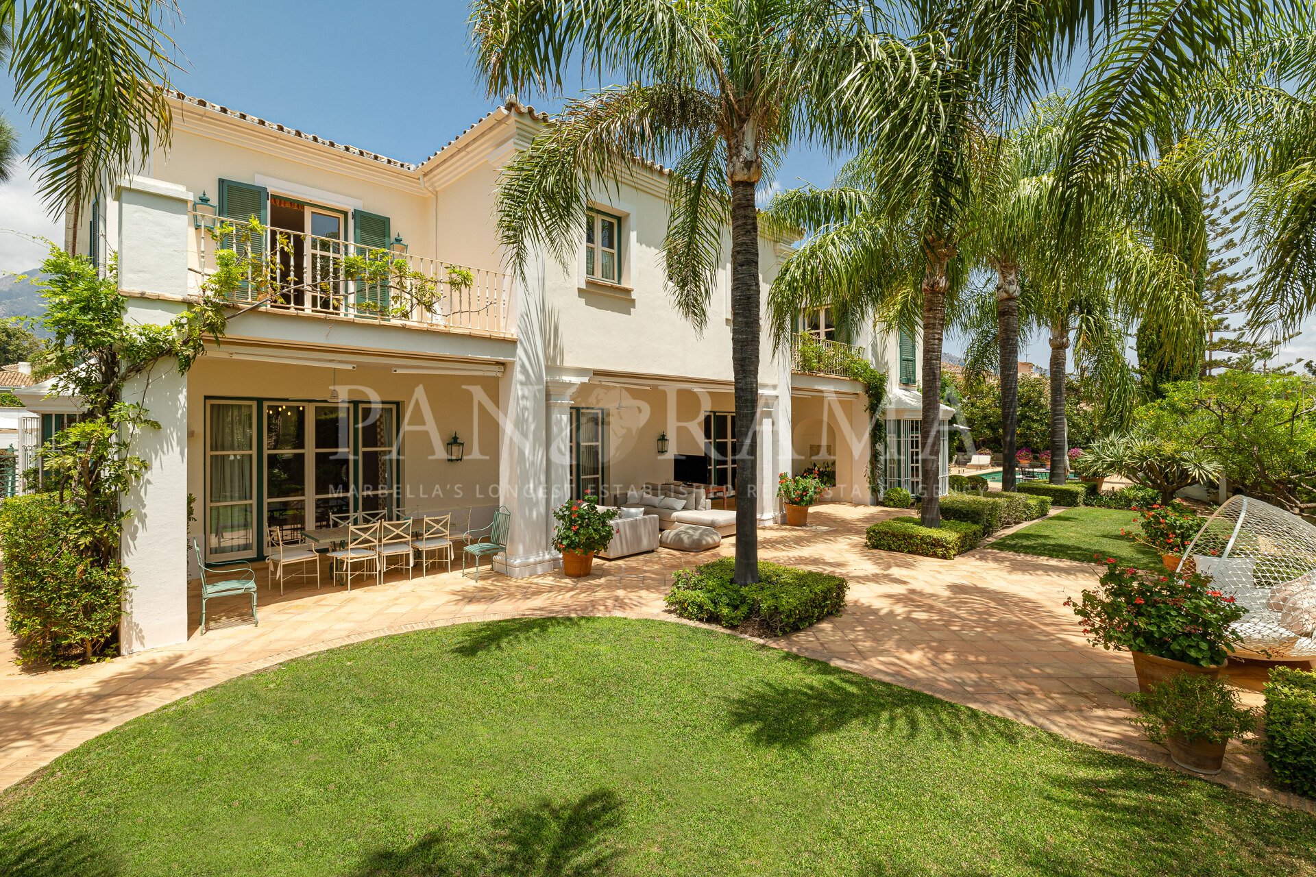 Villa in the heart of Marbella within walking distance to all amenities