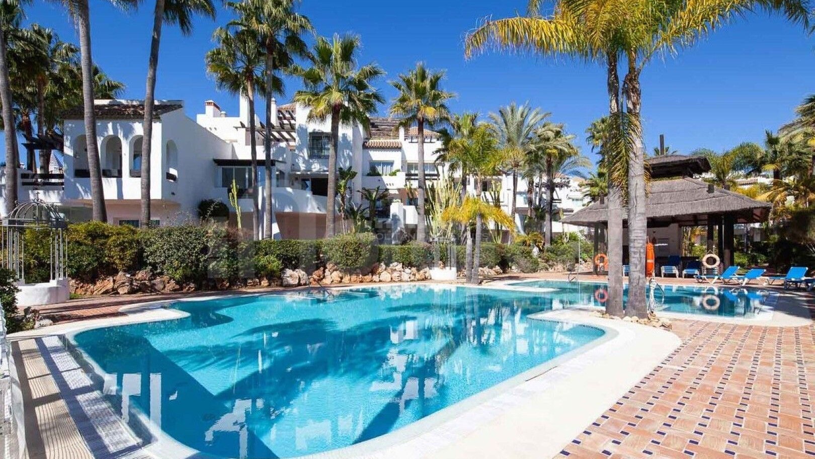 Appartement à Jardines de La Aldaba à moins de 200m de la plage et de la promenade