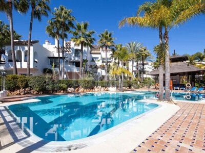 Apartment in Jardines de La Aldaba within 200m to the beach and promendade